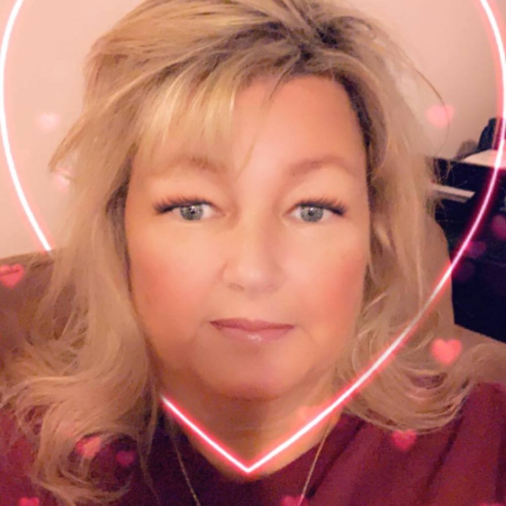 Meet your Posher, Eva